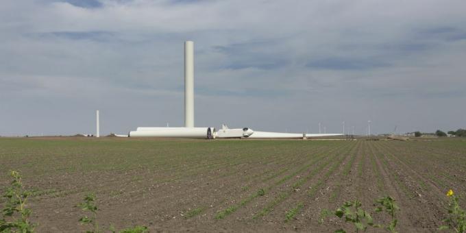 πτερύγια ανεμογεννητριών πύργοι κατασκευή μοτέρ Wilacy county agriculture field raymondville texas