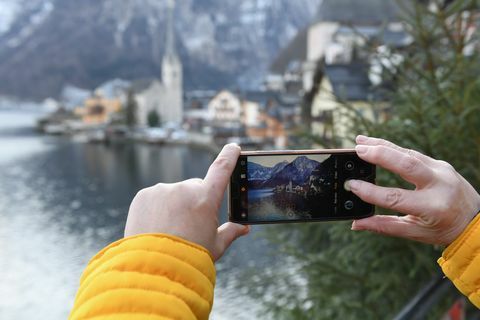 Το Hallstatt αγωνίζεται να διαχειριστεί τουριστικές μάζες