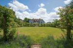 Σπίτι Canterbury χωριό στο Ickham προς πώληση με λίμνη κήπο