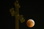 Εικόνες: Σελήνη Σελήνης Σεληνιακή έκλειψη Τον Ιούλιο, Ηνωμένο Βασίλειο