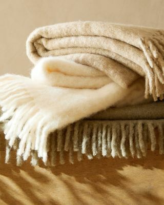 Υφασμάτινη κουβέρτα από μαλλί