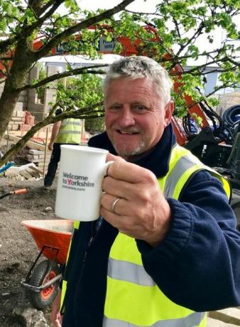 Ο Mark Gregory για την Καλώς ορίσατε στο κτίριο του Yorkshire garden, το Chelsea Flower Show 2019