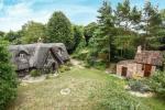 Γραφική Hansel And Gretel-Style Αγροικία με αυλή προς πώληση στο Wiltshire - Σπίτια Zoopla προς πώληση