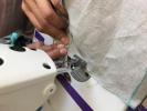 Το Rough Linen ράβει μάσκες προσώπου για το ιατρικό προσωπικό της Kaiser Permanente