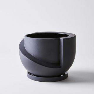 Vayu Planter & Tray