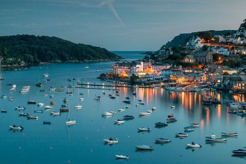 Salcombe, Devon - Salcombe λιμάνι, που λαμβάνονται αμέσως μετά το ηλιοβασίλεμα σε ένα καλοκαίρι το βράδυ.