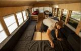Καμπίνα σχολικού λεωφορείου - μικροσκοπικά σπίτια
