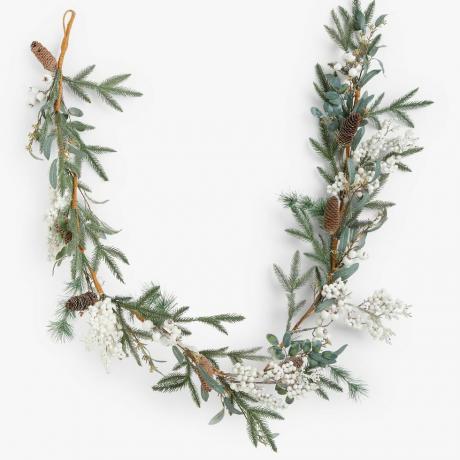 Winter Fayre Pine and Mistletoe Garland