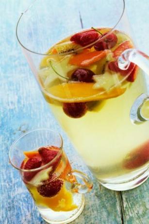 pavan sangria pitcher