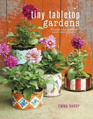 Μικρό βιβλίο κήπων από την Emma Hardy