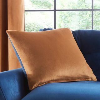 Reversible Navy και Butterscotch Velor Cushion