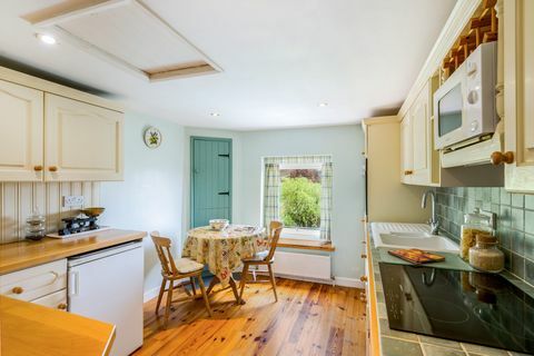 14 Gold Hill - κουζίνα - Shaftesbury - Hamptons International