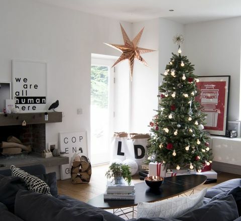 Το σπίτι της οικογένειας Burnell - τα Χριστούγεννα